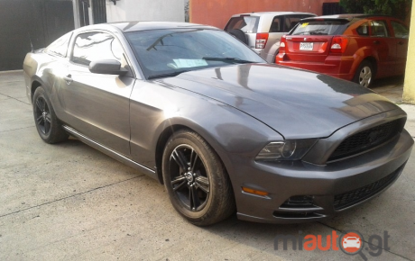 Ford Mustang  '2014