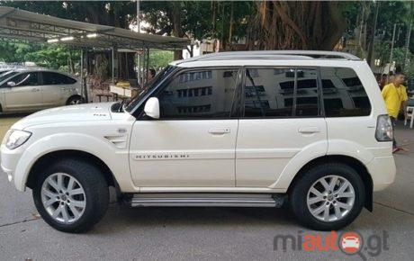 Mitsubishi Pajero  '2011