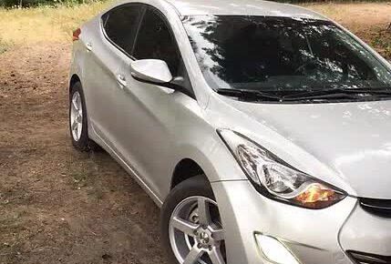 Hyundai Elantra  '2012