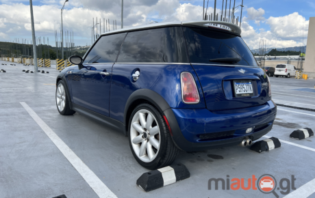 MINI Cooper  '2004