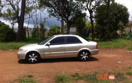 Mazda Protege  '2002