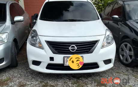 Nissan Versa  '2014